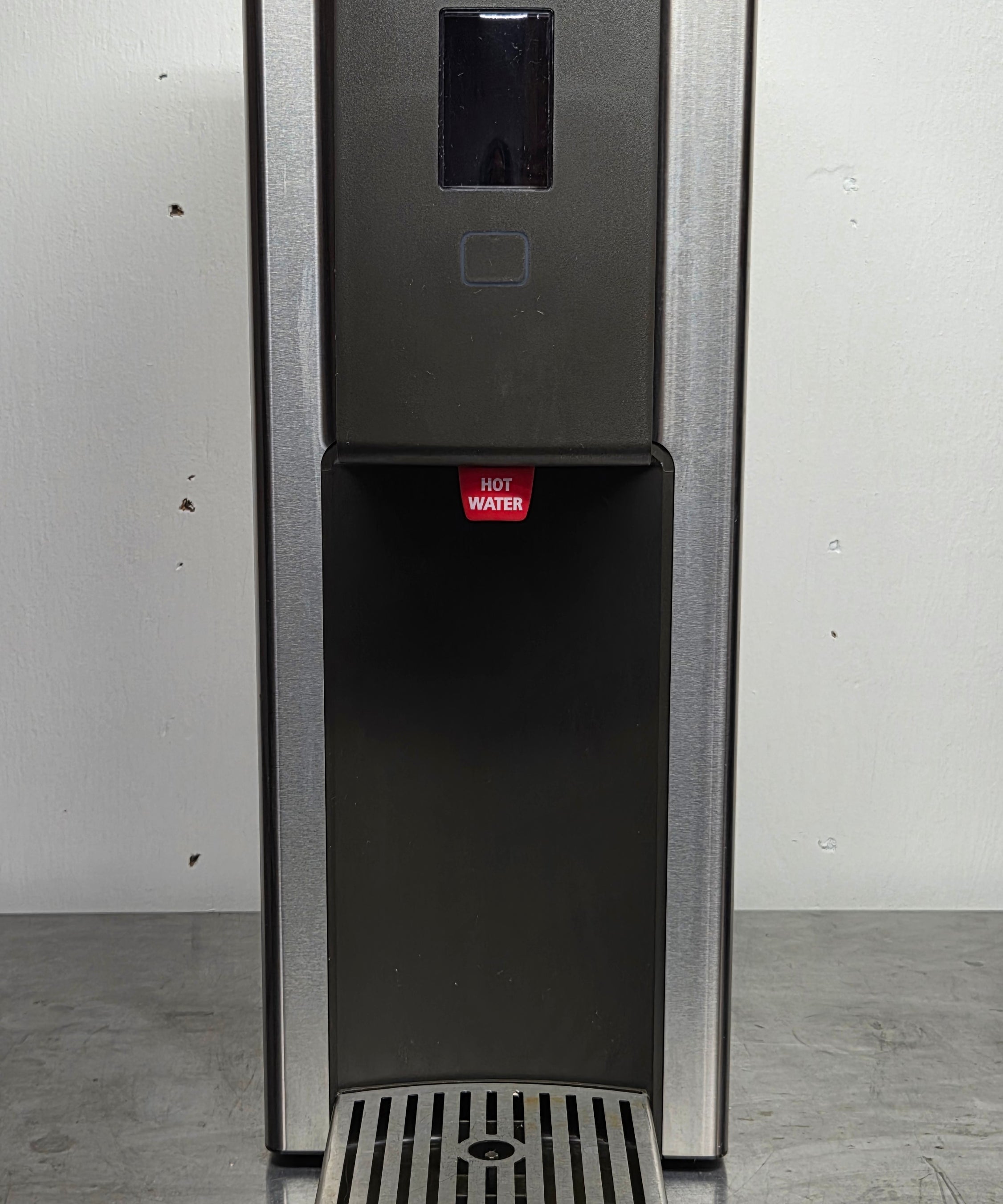 Fetco_HWD-2105_5-Gallon_Hot_Water_Dispenser_Slightly_Used__Front.jpg