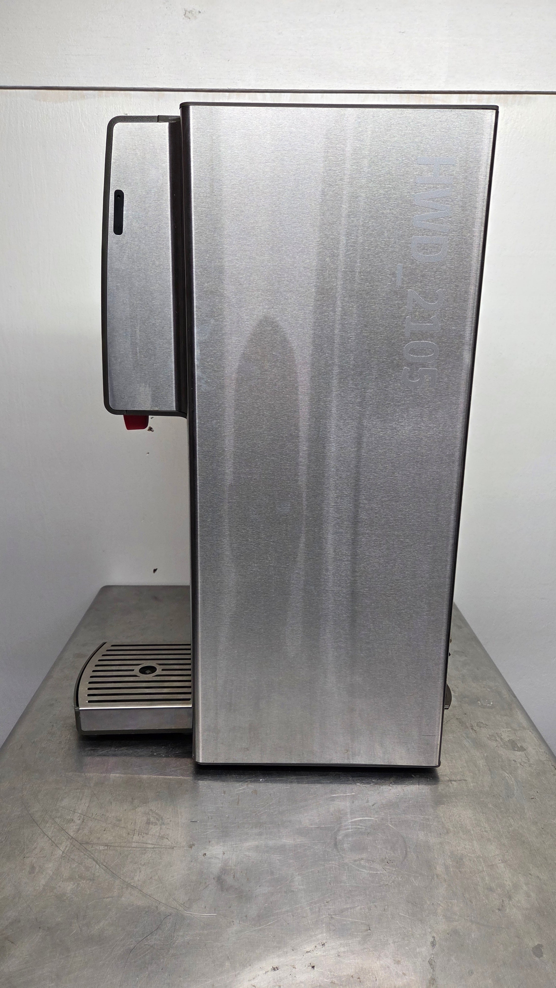 Fetco HWD-2105 5-Gallon Hot Water Dispenser (Slightly Used)